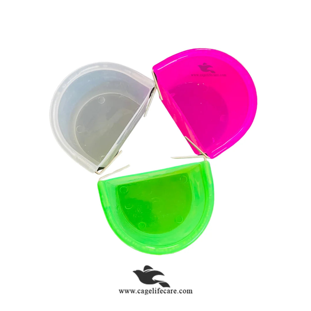 D Shape Plastic Hanging Lock Feeding Pot for Birds