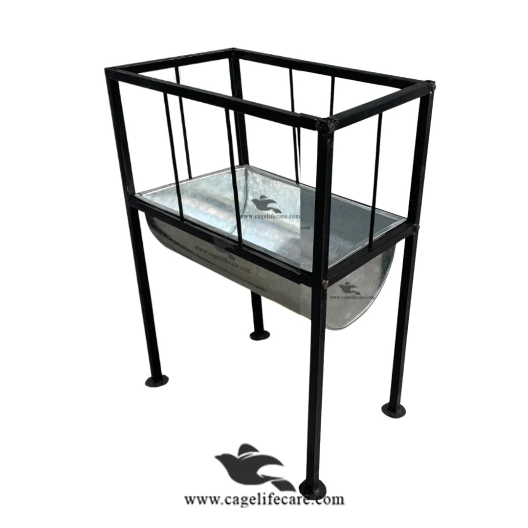 Goat & Lamb Feeding Bucket with Individual Grill Sections