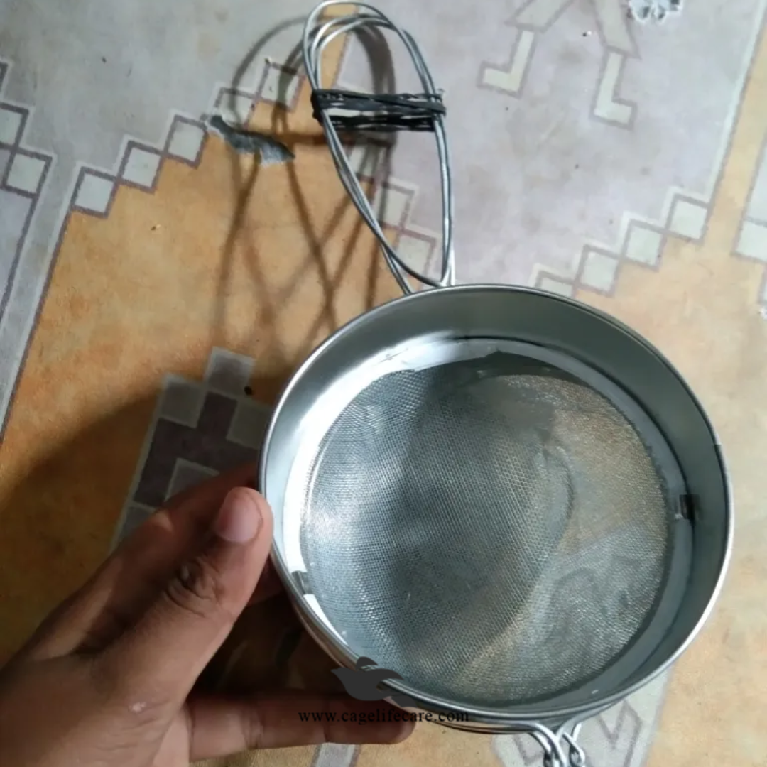 Medium size iron nest for finches and canaries