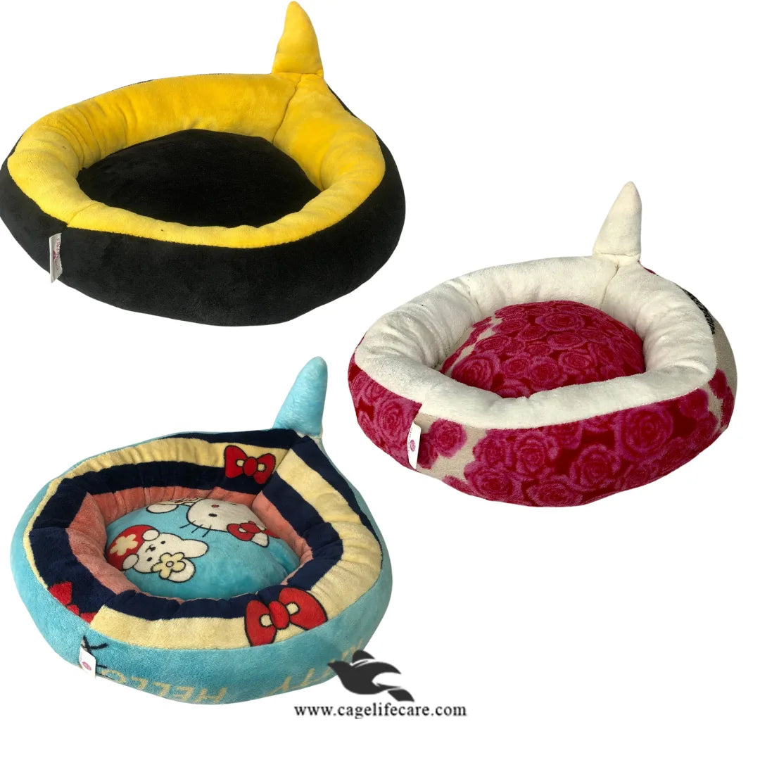 Plush round cat bed for large size pets