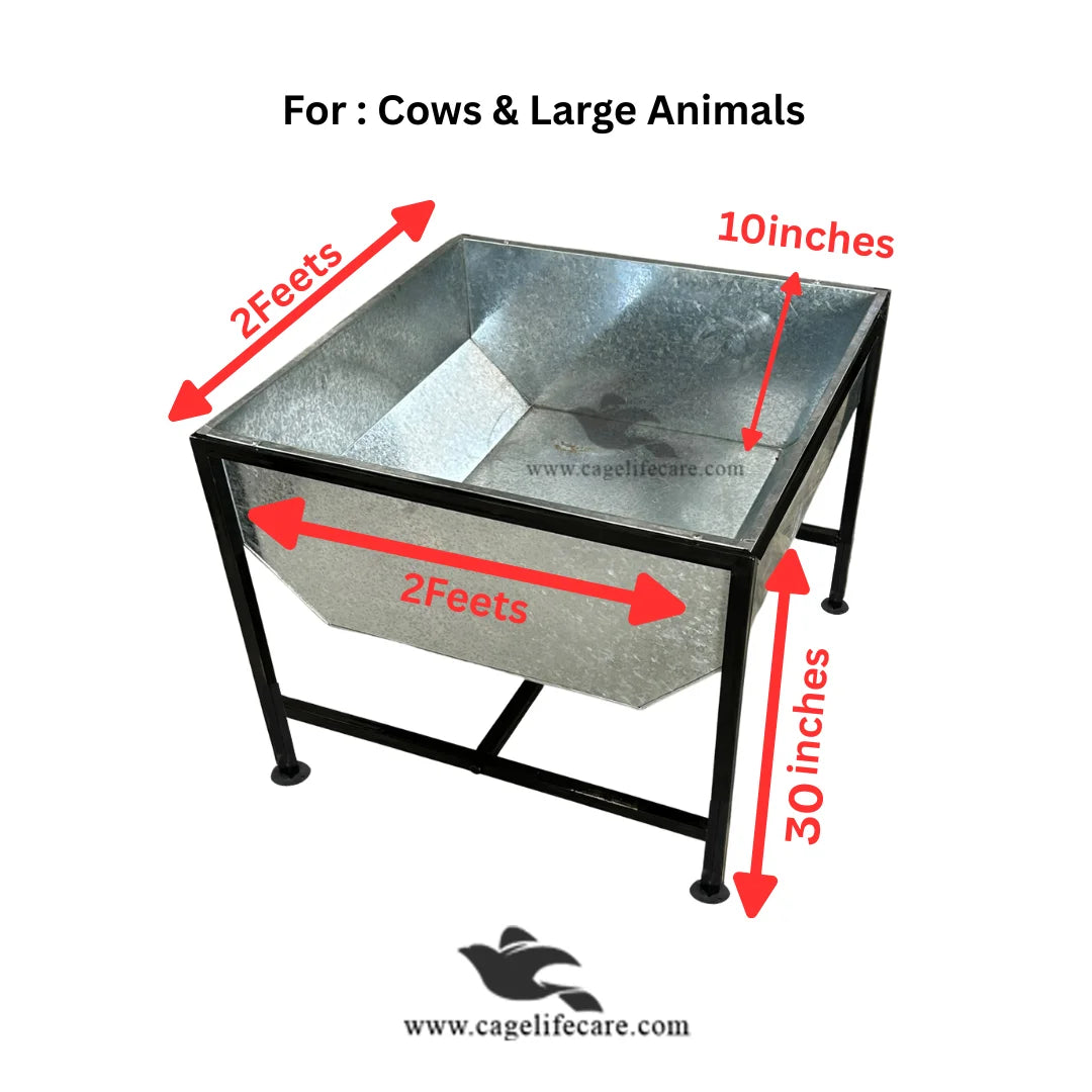 Heavy-duty 22-gauge steel bucket for cows and buffaloes