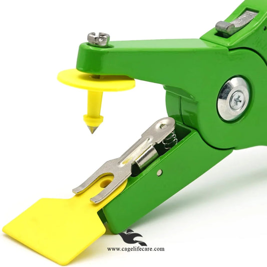 Cattle ear tag applicator tool