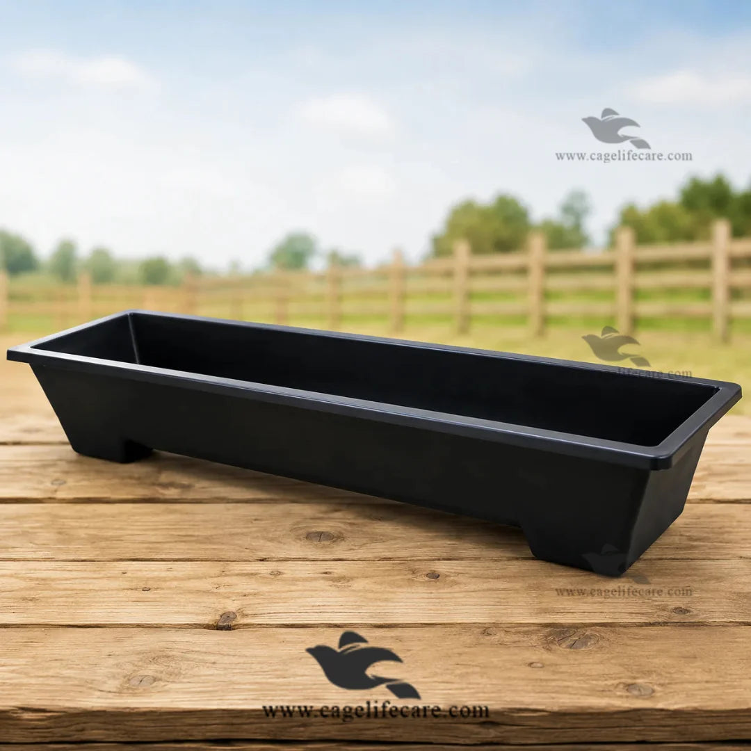 Curved Flat Plastic Water and Feed Bucket for Farm Animals