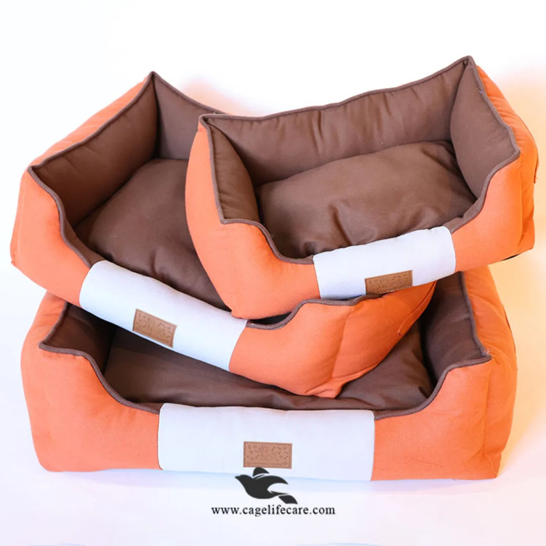 Comfortable square dog bed for puppies and small breeds
